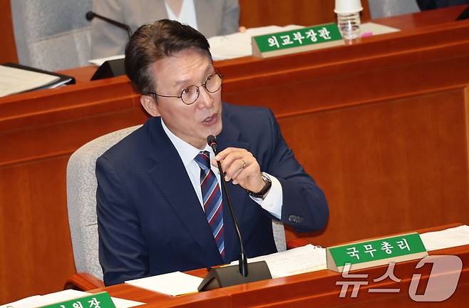 김민석 국무총리가 26일 오전 서울 여의도 국회에서 열린 제428회 국회(임시회) 예산결산특별위원회 2차 전체회의에서 의원 질의에 답변하고 있다. 2025.8.26/뉴스1 ⓒ News1 이승배 기자