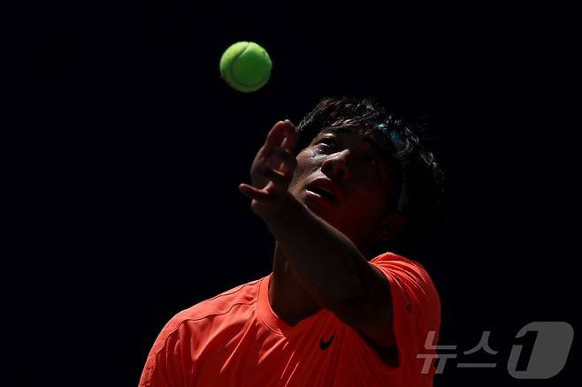콜먼 웡은 홍콩 남자 테니스 선수 최초로 메이저대회 단식 승리를 기록했다. ⓒ AFP=뉴스1