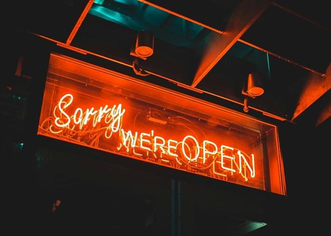 해피아워의 시작은 미국에서부터였다. / 사진=Unsplash