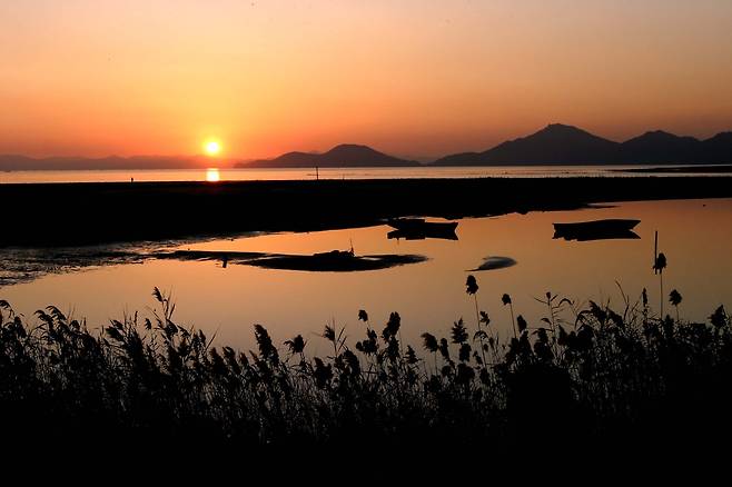 부산 가덕도 북부의 노을