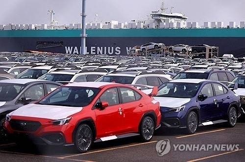 일본 요코하마에 주차된 일본의 수출 자동차. 로이터 연합뉴스 자료사진