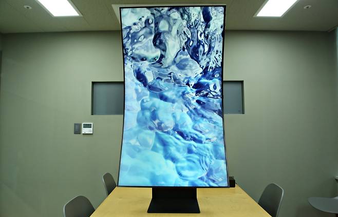 ▲ 이런 추상적인 이미지들도 (클릭 시 확대됩니다)