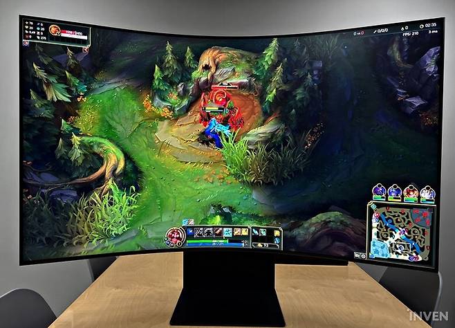 ▲ 큰 화면으로 하니 플레이도 시원시원합니다