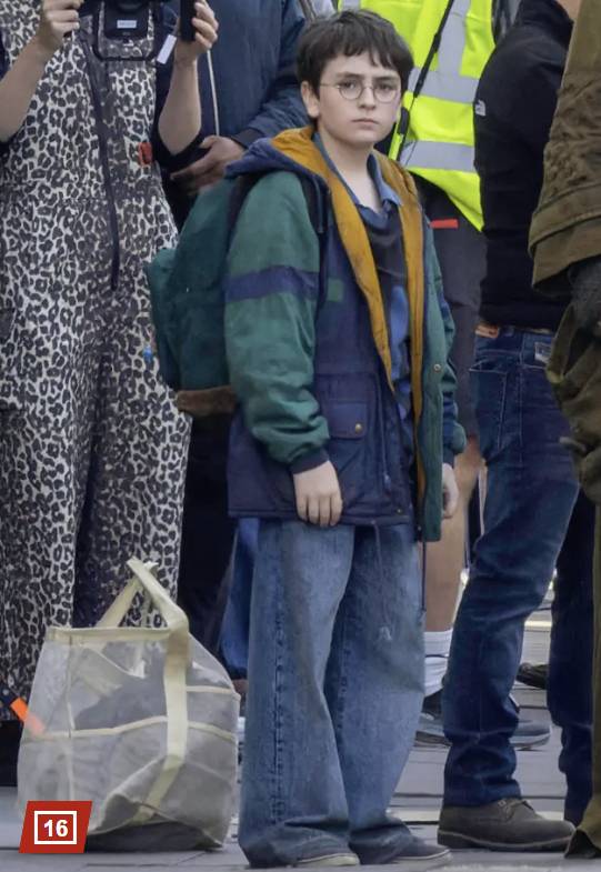 지난 18일 런던브리지 인근에서 해리포터역을 맡은 도미닉 맥러플린의 촬영 현장이 공개됐다. SNS 캡처