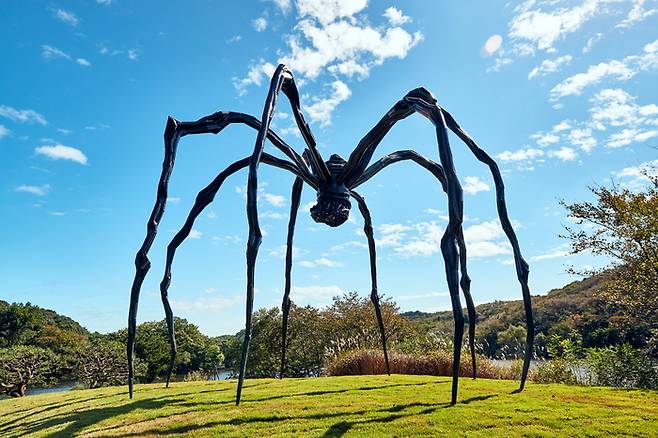 호암 미술관에 설치된 루이즈 부르주아의 ‘엄마’ [The Easton Foundation]