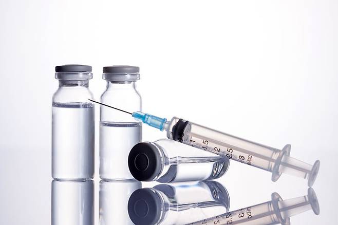 [서울=뉴시스] 스위스 식약청이 비만치료제로 유명한 GLP-1이 포함되었다고 주장하는 가짜 약의 피해에 대해 8월 26일 경고 성명을 발표했다.  사진은 비만과 당뇨 치료제를 사용 후 급성 췌장염을 호소하는 사례가 잇따르면서 영국 보건당국이 올해 6월 공식 조사에 착수한 일부 주사약들. 2025.08.27. *재판매 및 DB 금지