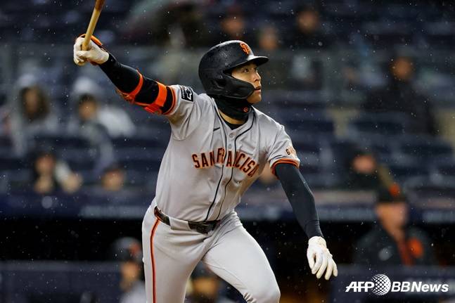 양키스 원정에서 홈런을 날리는 이정후. /AFPBBNews=뉴스1