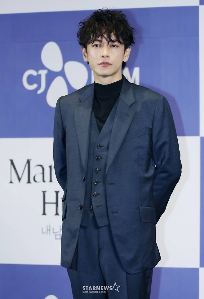 일본 배우 사토 타케루가 26일 오후 서울 구로구 신도림 라마다 호텔에서 진행된 드라마 '내 남편과 결혼해줘' 일본판 제작발표회에 참석해 포즈를 취하고 있다. /2025.06.26 /사진=이동훈 photoguy@