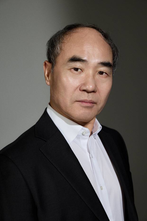 배우 강신일