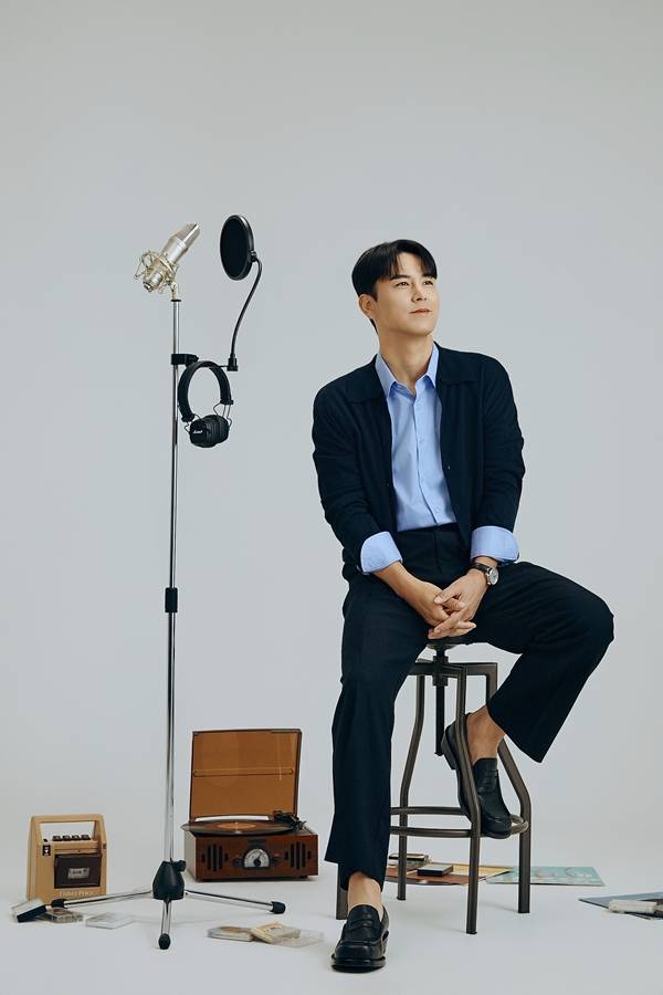 트롯진 창간호 발간… 장민호 커버 장식 (제공: 트롯진)