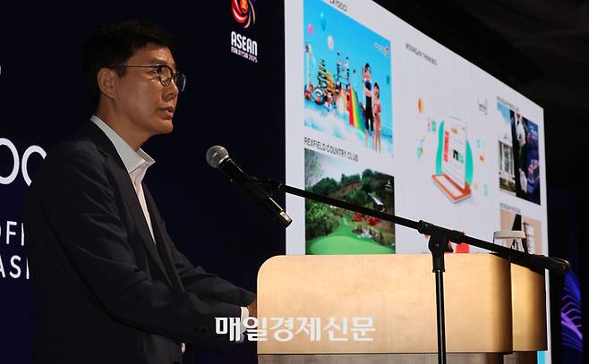 말레이시아 포럼 연단에선 김상웅 웅진 아시아 법인장 [이승환 기자]
