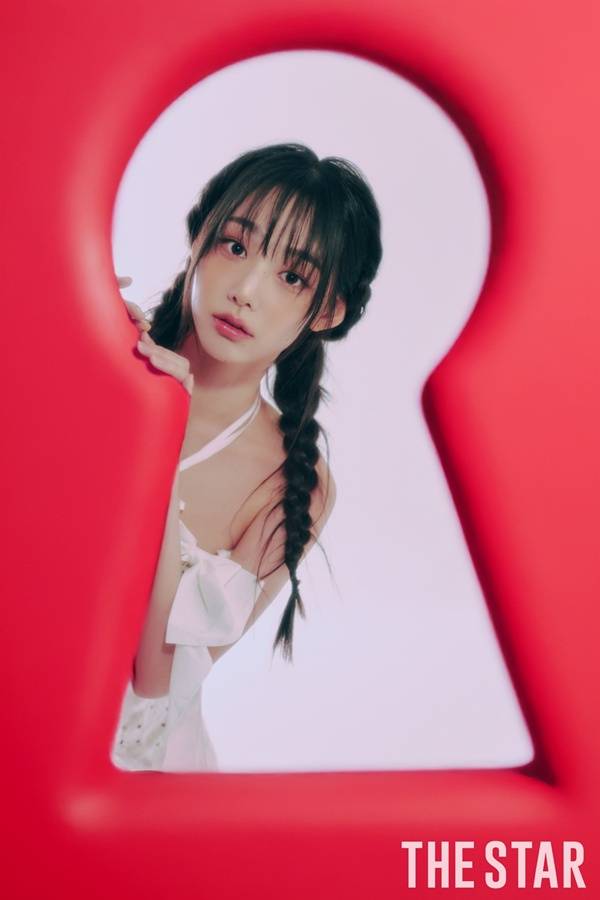강미나 화보 / 사진=더스타 제공