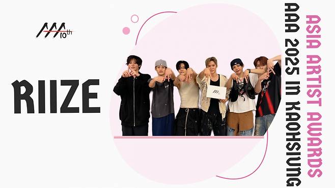 라이즈·르세라핌·스트레이 키즈·아이브, '10주년 AAA 2025' 출격..최정상 아티스트 한자리에[공식]
