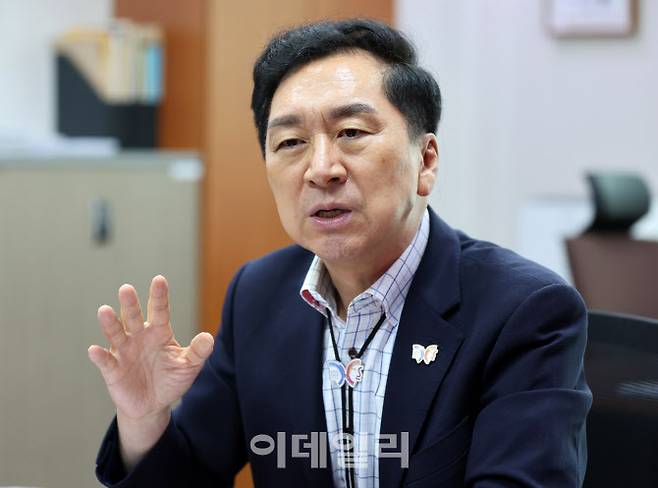 김기현 국민의힘 의원이 지난 20일 국회 의원회관에서 이데일리와 인터뷰를 진행하고 있다.(사진=방인권 이데일리 기자)