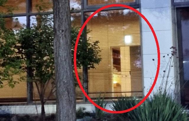 경기 안산에 위치한 한 5성급 리조트에서 사우나 내부가 외부 산책로에서 그대로 보이는 일이 발생했다. (사진=연합뉴스)