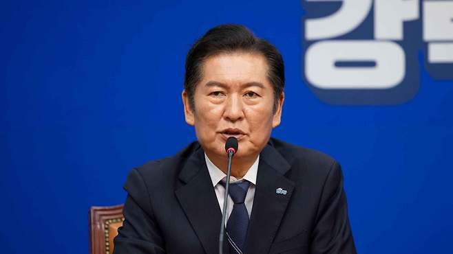 사진출처 : 더불어민주당