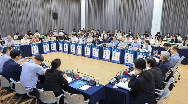 2025. 8. 28.(목)~29(금), 한국저작권위원회 본원에서 열린 ‘2025 저작권 쟁점 대토론회에서 참가자들이 토론에 참여하고 있다.  사진=한국저작권위원회 제공