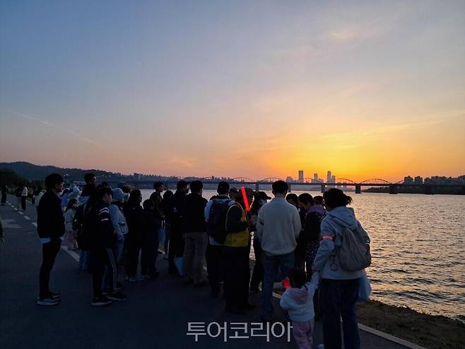 2025년 한강야경투어 반포달빛길 운영/서울시 제공