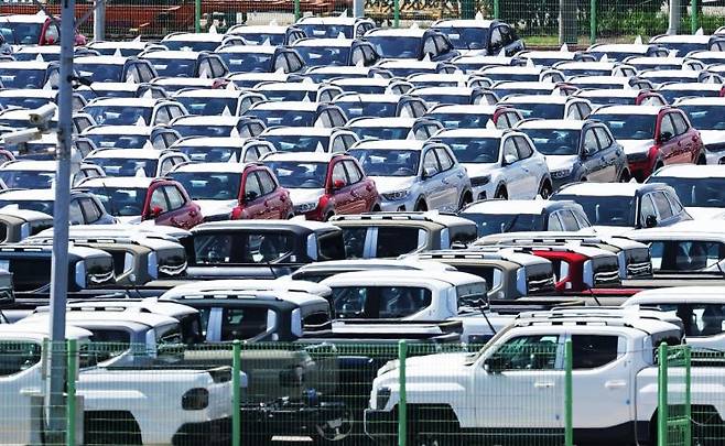 경기도 평택항에 수출용 차량이 세워져 있는 모습. 기사 내용과 무관. 연합뉴스