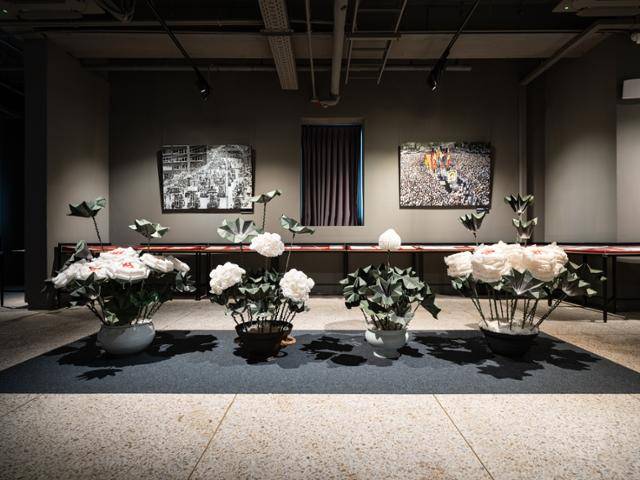 다여 스님이 옛 대공분실 4층 '1987년' 전시장에 설치한 만다라화. 홍철기 사진작가 촬영, 민주화운동기념사업회 제공