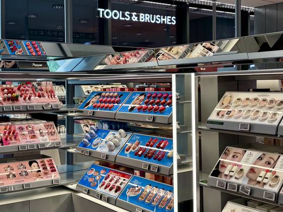 Olive Young N Seongsu [LEE JIAN]