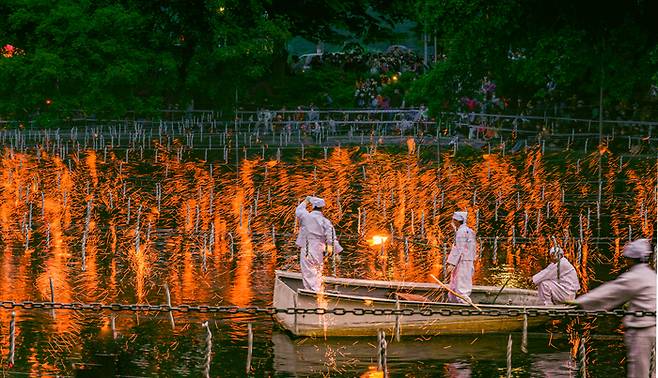 함안 낙화놀이 장면 [한국관광공사]