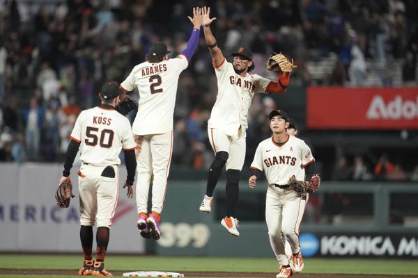 이정후의 활약 속에 샌프란시스코는 가을야구 희망을 되살리고 있다. 사진= AP= 연합뉴스 제공