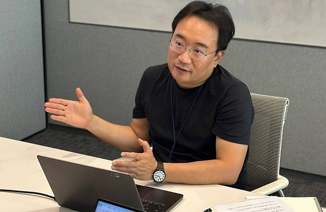 현동진 현대차 로보틱스랩장(상무)는 “로보틱스는 기술의 집합”이라며 사용자의 필요에 따라 무한 확장이 가능하다고 말했다. [김영철 기자]