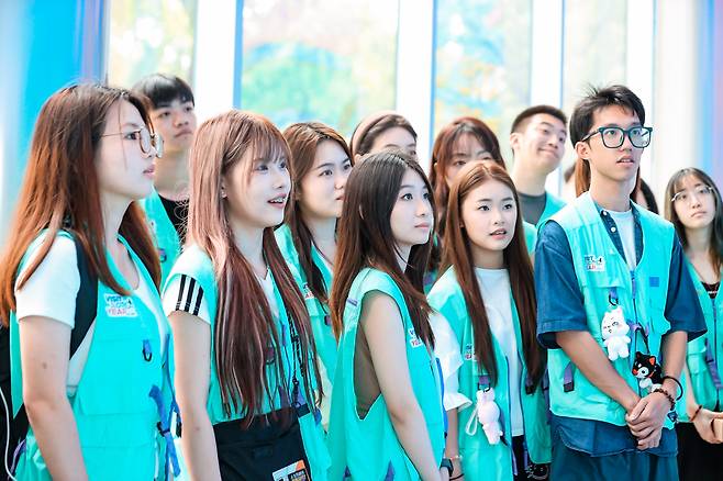 젊고 스마트해진 중국인 관광객들의 한국관광공사 하이커그라운드 방문 모습