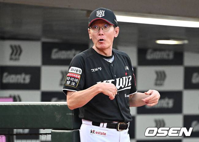 [OSEN=부산, 이석우 기자] KT 위즈 이강철 감독  / foto0307@osen.co.kr