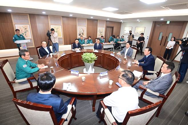 강릉시, 대형 숙박시설 관계자 간담회 [촬영 유형재]