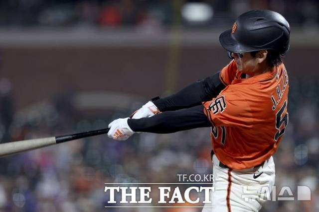 샌프란시스코 이정후가 30일(한국시간) 볼티모어전에서 볼넷과 안타 한 개씩을 기록해 '멀티 출루'에 성공했다. /뉴시스