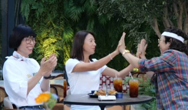 '놀면 뭐하니?' 유재석 질투 폭발? 김희애-하하, 둘만의 세계