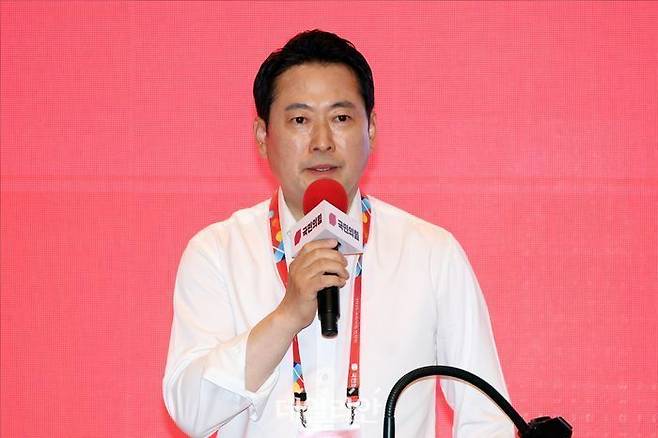 장동혁 국민의힘 대표가 28일 오후 인천 중구 인천국제공항공사 항공교육원에서 열린 2025 국민의힘 국회의원 연찬회에서 인사말을 하고 있다. ⓒ데일리안 홍금표 기자