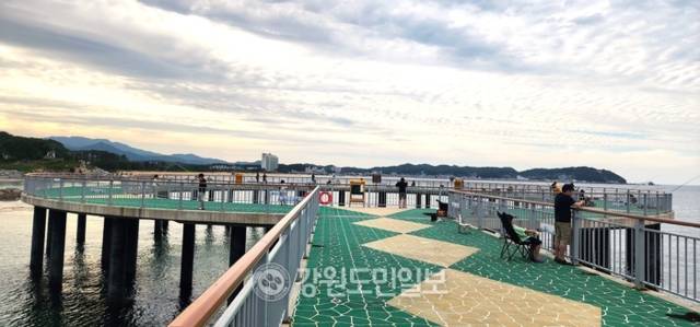 ▲ 전설의 복서 고 김득구 선수의 고향인 이곳은 가족 관광객들이 찾아 낚시와 캠핑을 함께 즐기는 스팟으로 인기를 끌고 있다.