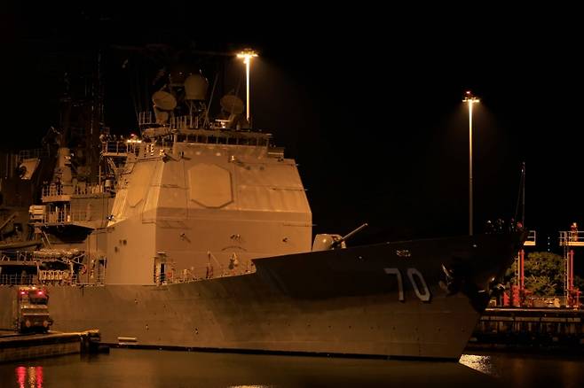 ▲ 파나마 운하 진입해 카리브해 향하는 미 해군 미사일 순양함 '레이크 이리'의 모습 [연합뉴스]