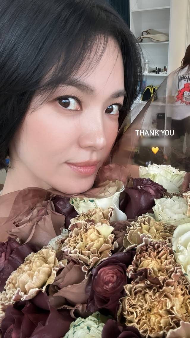 사진=송혜교 소셜미디어