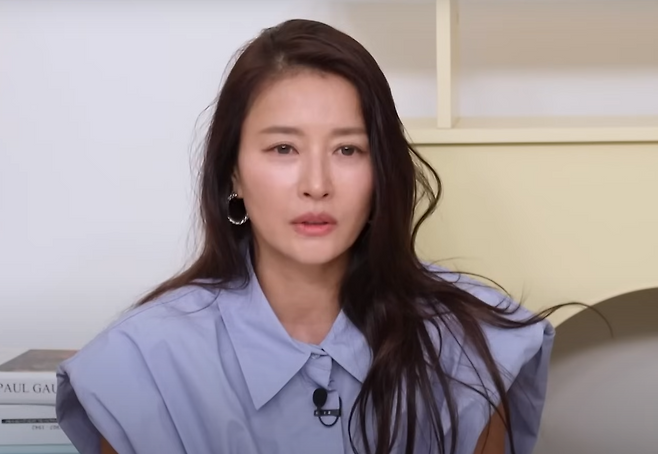 그룹 ‘샤크라’ 출신 가수 황보. KBS2 '옥탑방의 문제아들' 방송화면 캡처.