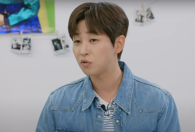 가수 딘딘. 유튜브 채널 '나래식' 캡처.