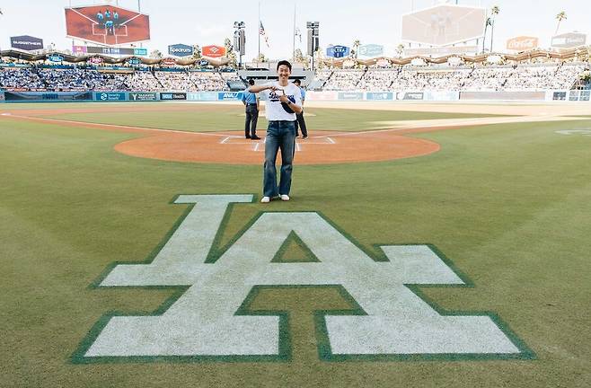 ▲ 손흥민은 경기장 안팎에서 엄청난 파급력을 보이고 있다. LAFC에 따르면, 손흥민 영입 후 LAFC 관련 콘텐츠가 8월 초에만 약 339억 조회수를 기록했다. 이전 대비 594%나 증가한 역대급 기록. 언론 보도량은 289% 증가했다. 이들은 “2022년 가레스 베일을 영입했을 때보다 더 압도적”이라고 평가했다. ⓒ LAFC