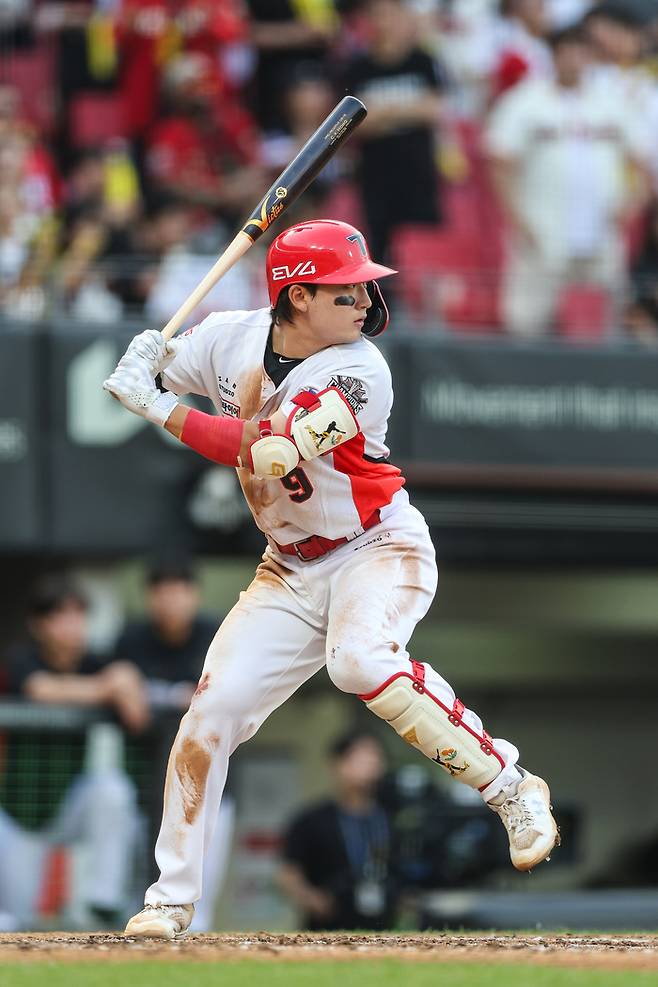 KIA 윤도현이 광주-기아 챔피언스 필드에서 열린 2025 KBO리그 한화전에서 타격하고 있다. 사진 | KIA 타이거즈