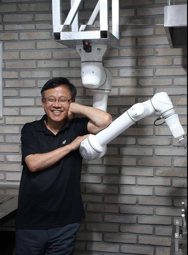 이근갑 이루에프씨 대표. [사진 = 이루에프씨 제공]