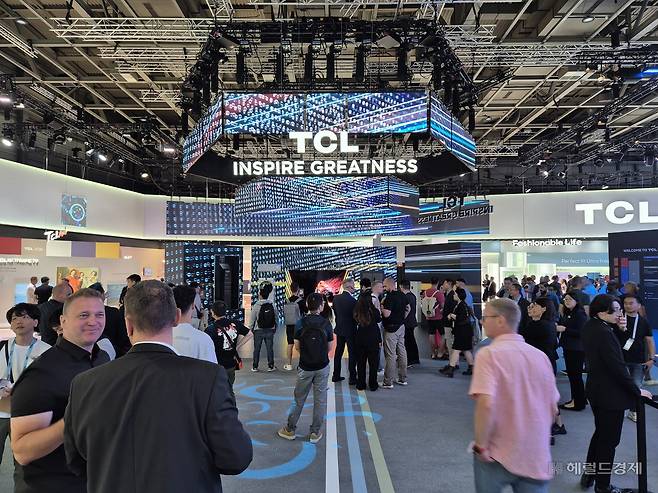 지난해 독일 베를린에서 열린 ‘IFA 2024’ 중국 TCL 전시장 모습. 김현일 기자
