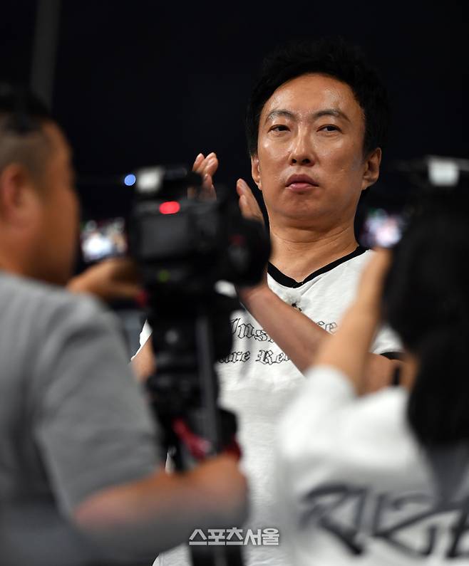 박명수가 9일 고척스카이돔에서 열린 2024 프로야구 키움히어로즈와 한화이글스의 경기에서 프로그램 촬영을 위해 경기장을 찾았다.   2024.07.09.  고척 | 강영조기자 kanjo@sportsseoul.com