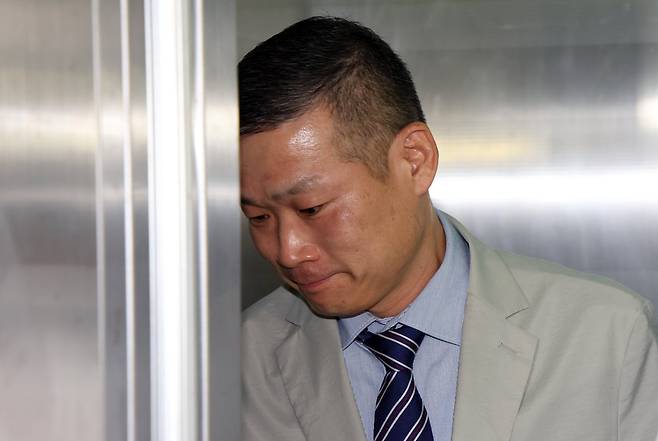 김동혁 전 국방부 검찰단장이 지난 20일 오전 서울 서초구 순직 해병 특검 사무실에 피의자 조사를 받기 위해 출석하고 있다. /뉴스1