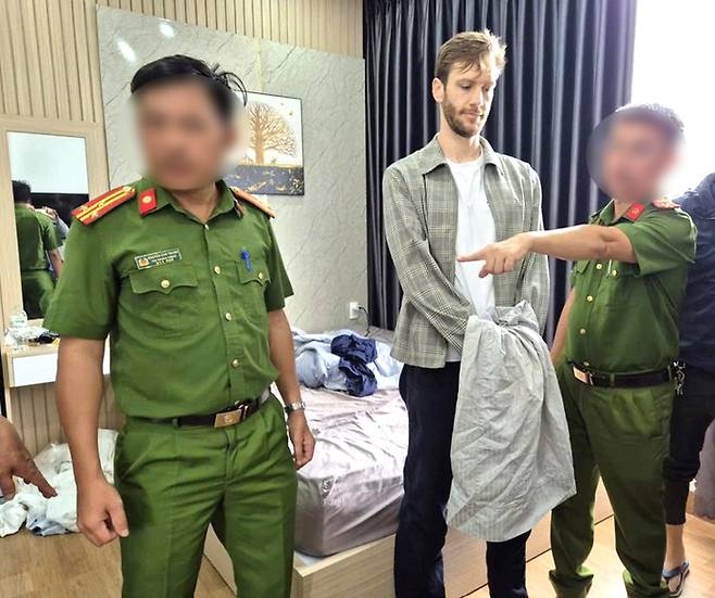 베트남 다낭에서 강도를 저지른 미국인 관광객. 사진=베트남 다낭 경찰