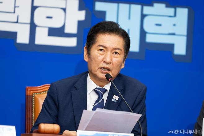 (서울=뉴스1) 유승관 기자 = 정청래 더불어민주당 대표가 1일 서울 여의도 국회에서 열린 최고위원회의에서 모두 발언을 하고 있다. 2025.9.1/뉴스1  Copyright (C) 뉴스1. All rights reserved. 무단 전재 및 재배포,  AI학습 이용 금지. /사진=(서울=뉴스1) 유승관 기자