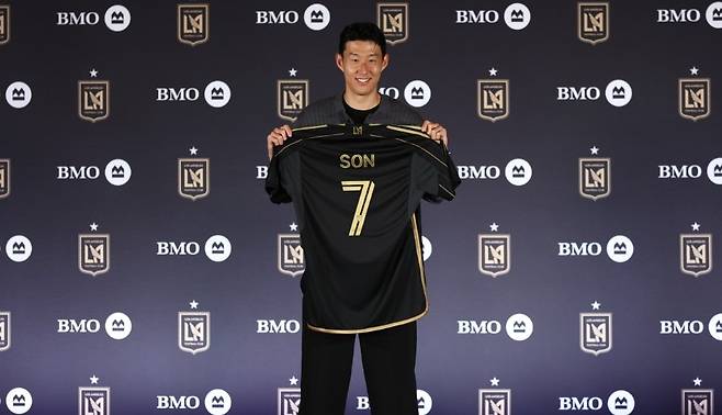 월드클래스 손흥민 선수의 LAFC 입단식 모습. [애플TV 제공]