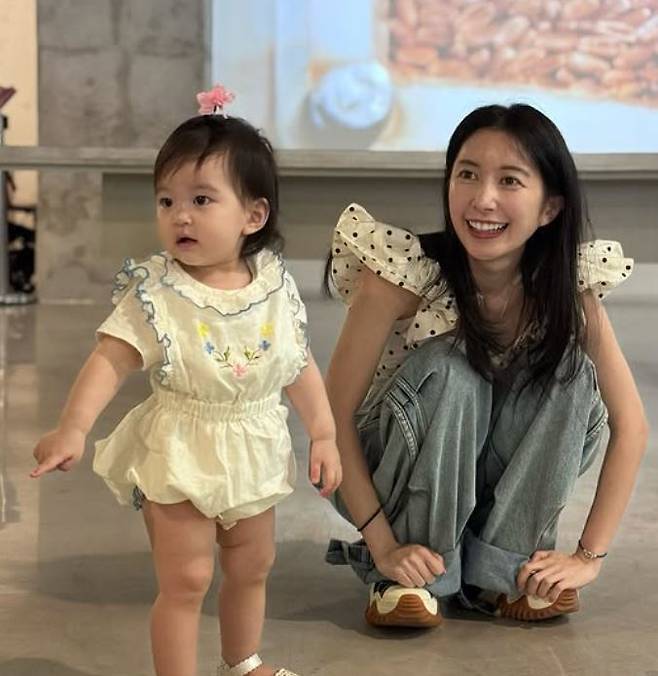 아야네 소셜미디어