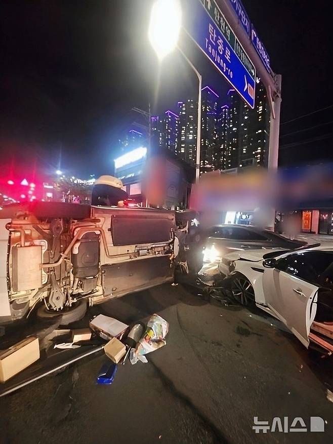 [고양=뉴시스] 교통사고 현장. (사진=일산소방서 제공) 2025.09.01 photo@newsis.com